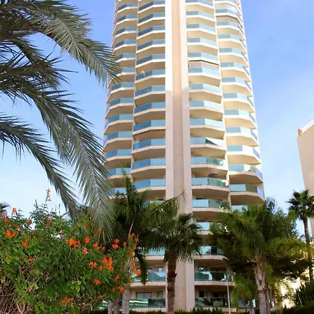 2b - Esmeralda - Pool &