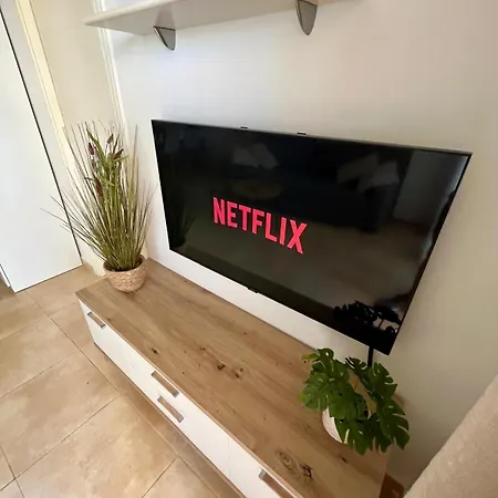 2b - Esmeralda - Pool & Apartmán