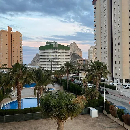2b - Esmeralda - Pool & Calpe