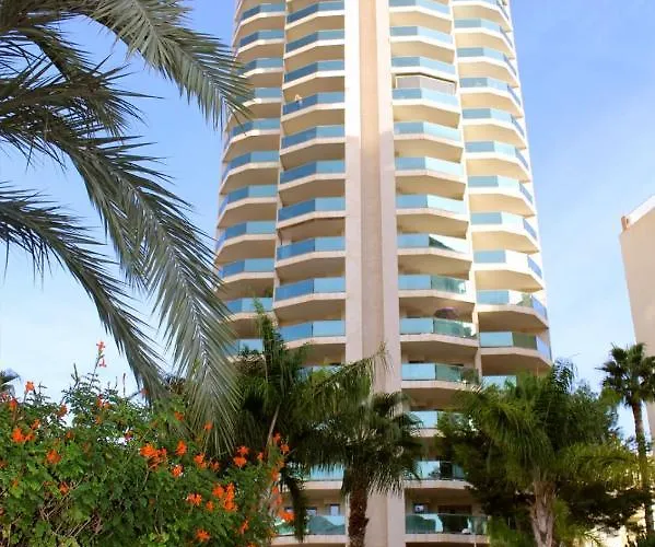 2b - Esmeralda - Pool &