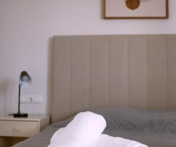 2b - Esmeralda - Pool & Apartment *